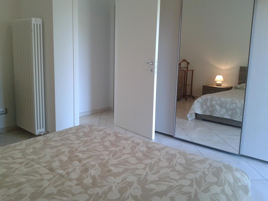 Villa Casa Azalea à San Siro  Chambre photo